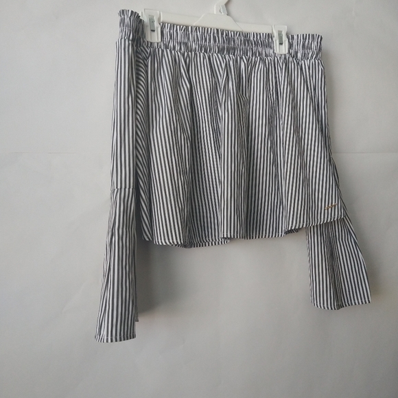 Bebe Off the shoulder Striped Crop Top - Picture 4 of 12